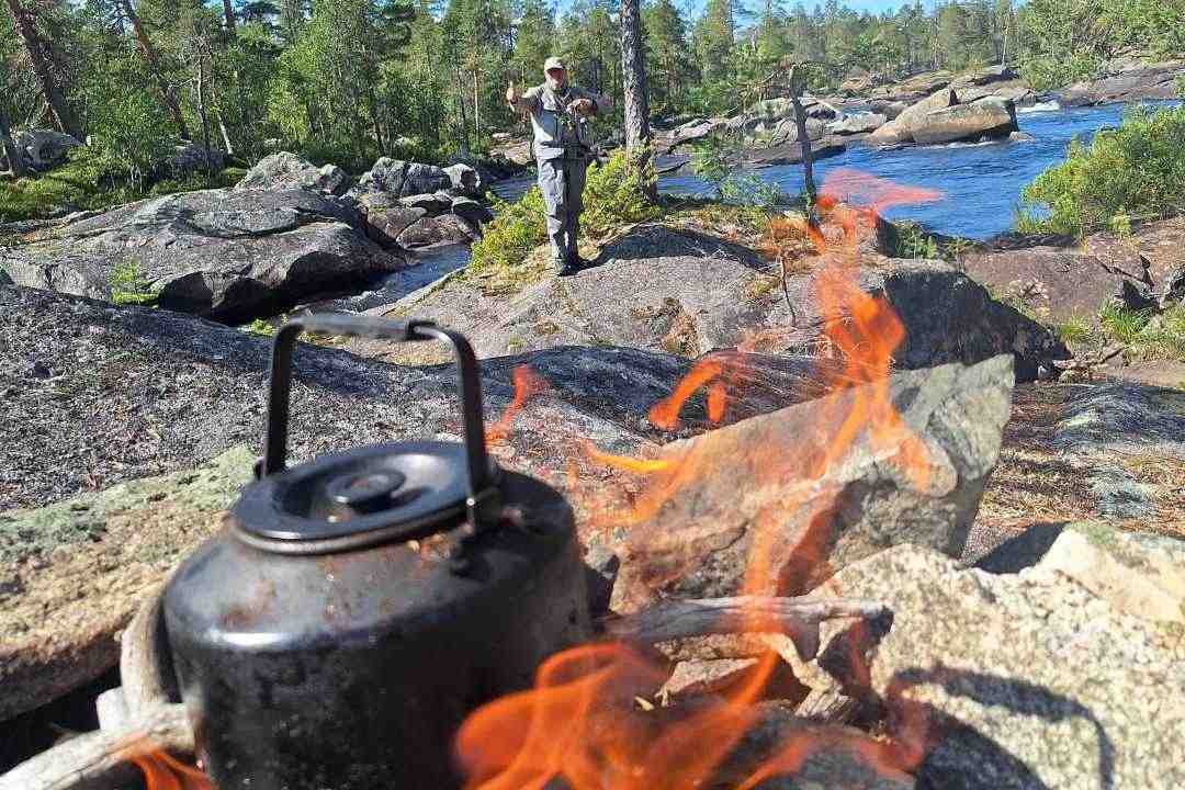 kaffe-ueber-feuer-quer